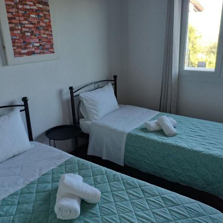Flampoura Apartments เปรเวซา ภายนอก รูปภาพ