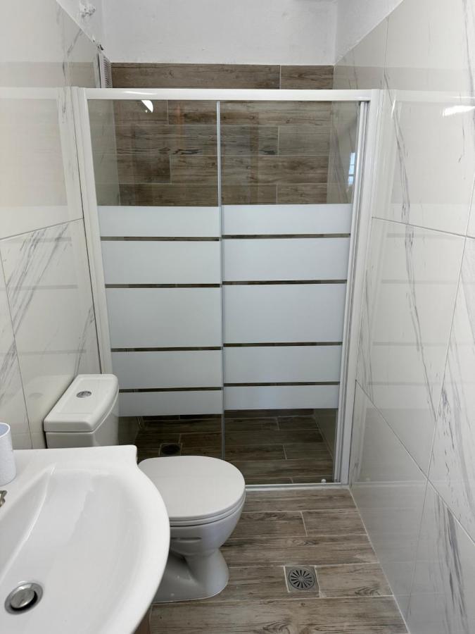 Flampoura Apartments เปรเวซา ภายนอก รูปภาพ